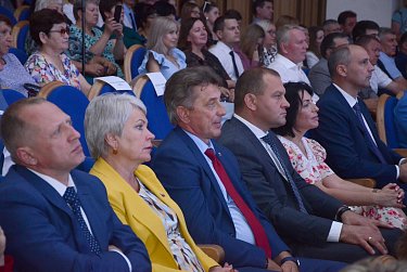 Оренбургские строители держат хорошую планку